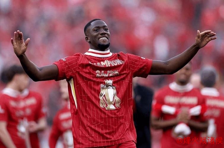 巴黎圣日耳曼开出高薪,力争截胡皇马目标科纳特。 巴黎圣日耳曼开出高薪,力争截胡皇马目标科纳特。