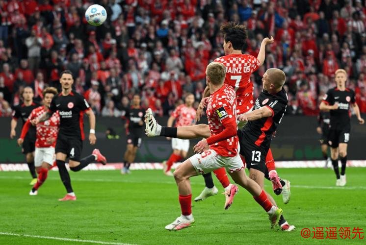 声誉、生存双考验 德甲“撞墙时刻”回顾史上危机